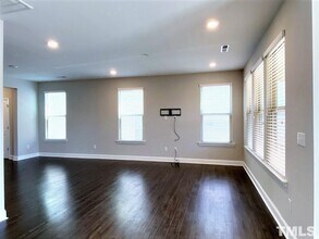 4046 Reunion Creek Pkwy in Apex, NC - Building Photo - Building Photo