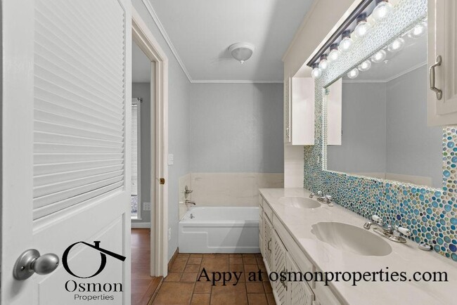 property at 1524 Cranfield Rd