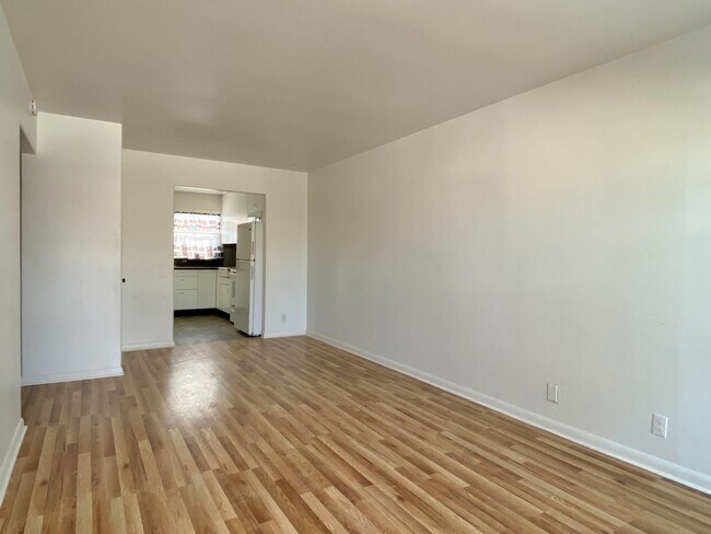 906 Union St in The Dalles, OR - Building Photo - Building Photo