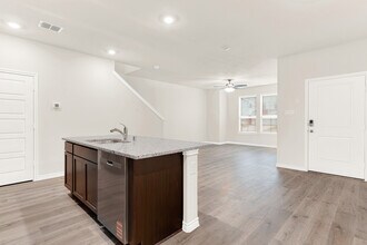 1943 Hellams Ln in Royse City, TX - Building Photo - Building Photo