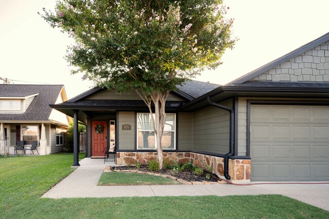 1031 Fallbrook Loop in College Station, TX - Building Photo - Building Photo