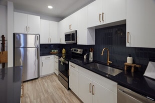 MAA Val Vista in Gilbert, AZ - Building Photo