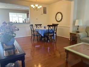 930 Rainier Rd in Charlottesville, VA - Building Photo - Building Photo