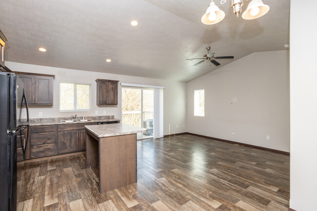 Harvest Acres in Harrisburg, SD - Building Photo - Interior Photo