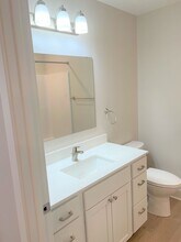 2112 Sherwood Ave in Holland, MI - Building Photo - Building Photo