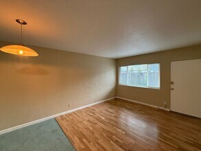 2950 Willamette St in Eugene, OR - Foto de edificio - Building Photo