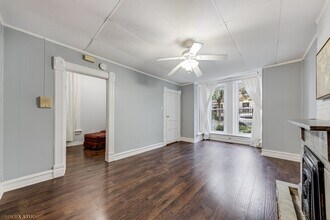 1012 S Oakley Blvd in Chicago, IL - Building Photo - Building Photo