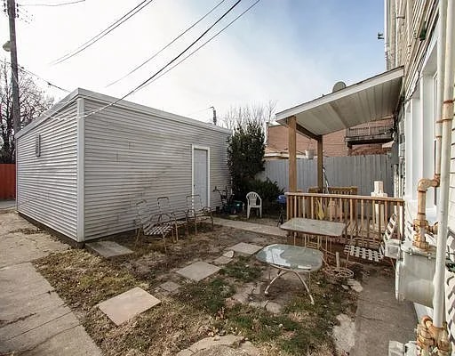 6345 W Montrose Ave in Chicago, IL - Building Photo - Building Photo