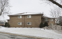 Fountain Terrace Apartments in Bloomington, MN - Foto de edificio - Building Photo