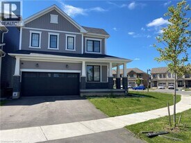 2 Cahill Dr in Brantford, ON - Building Photo