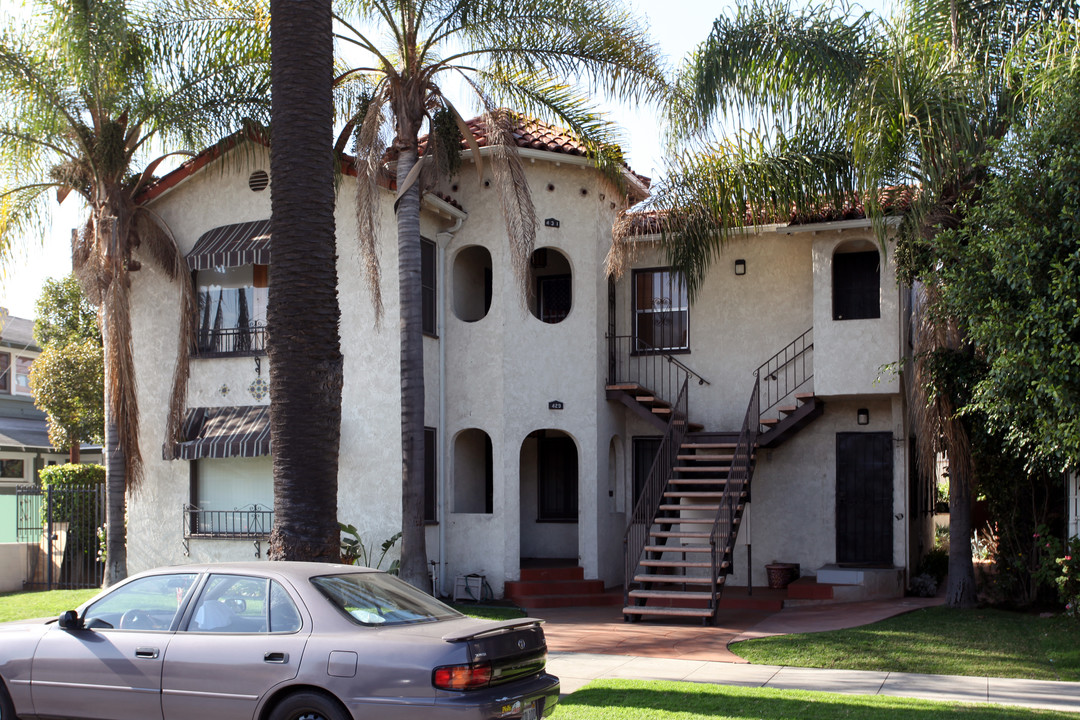 425 Olive Ave in Long Beach, CA - Building Photo