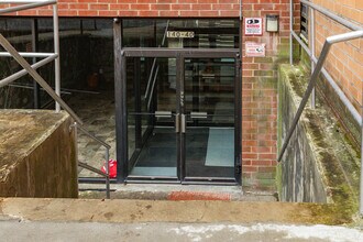 14034 34th Ave in Flushing, NY - Foto de edificio - Building Photo