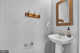 7714 sentry Terrace in Severn, MD - Building Photo - Building Photo