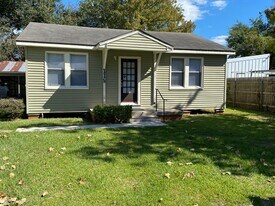 115 Woodrow St in Lafayette, LA - Building Photo