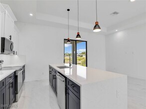2140 NW 23rd Ave in Cape Coral, FL - Building Photo - Building Photo