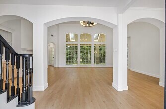 6650 Camptown Cir in Houston, TX - Building Photo - Building Photo