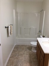 273 Fairfax Rd in Vermilion, OH - Building Photo - Building Photo