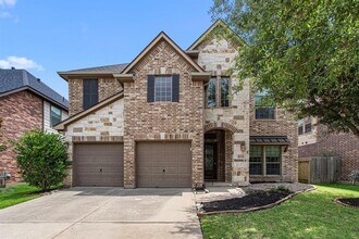 16714 Radiant Lilac Trail in Cypress, TX - Foto de edificio - Building Photo