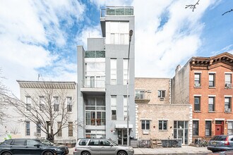 231 16th St in Brooklyn, NY - Building Photo - Building Photo