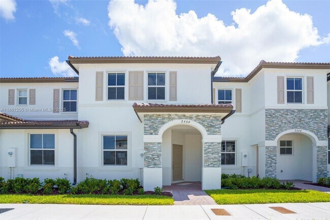 property at 2664 SE 28th St