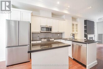 14 Luscombe Ln in Toronto, ON - Building Photo - Building Photo