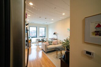 9 Miner St in Boston, MA - Building Photo - Building Photo