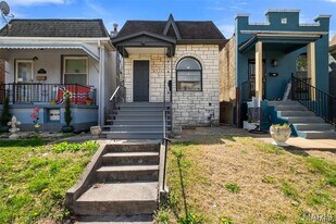 4936 Shaw Ave in St. Louis, MO - Building Photo