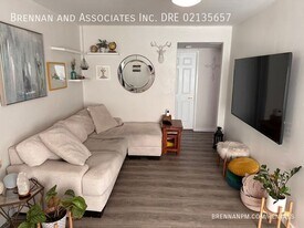 2861 B St in San Diego, CA - Building Photo