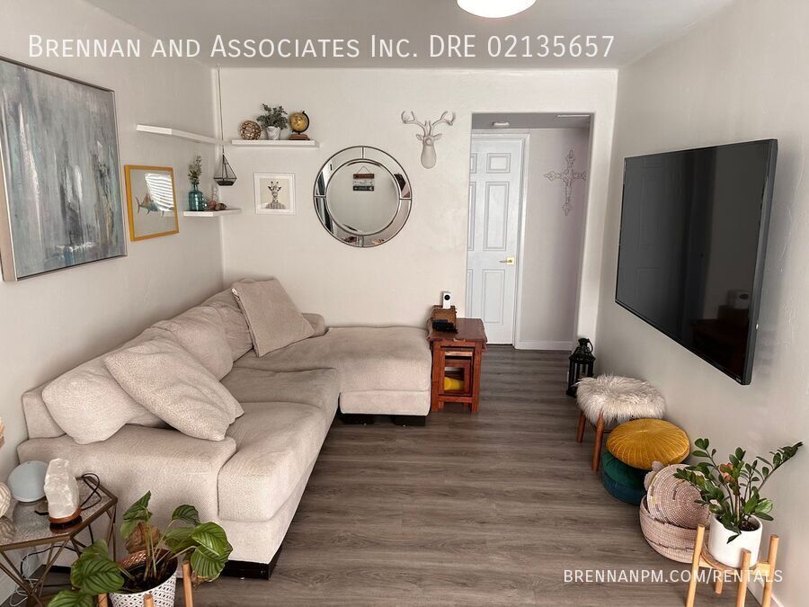 2861 B St in San Diego, CA - Building Photo