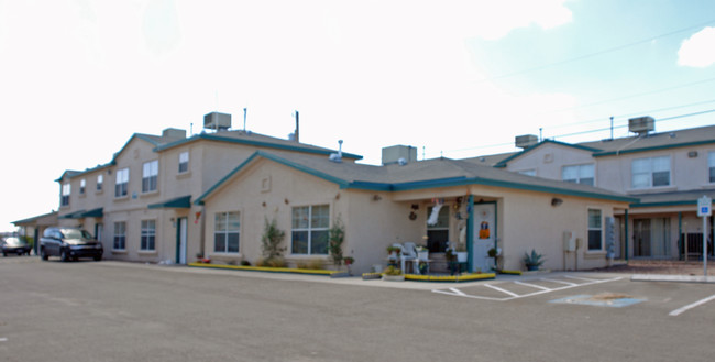 Mission Pass Townhomes in El Paso, TX - Building Photo - Building Photo