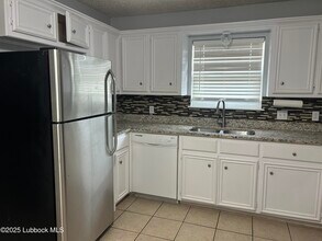 4630 Erskine St in Lubbock, TX - Building Photo - Building Photo