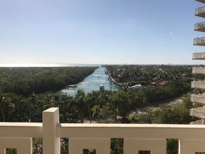 1121 Crandon Blvd-Unit -D703 in Key Biscayne, FL - Building Photo - Building Photo