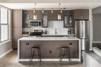 201 Lavaca St in Austin, TX - Building Photo - Building Photo