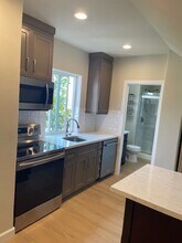 21387 Crestwind Dr in San Marcos, CA - Building Photo - Building Photo