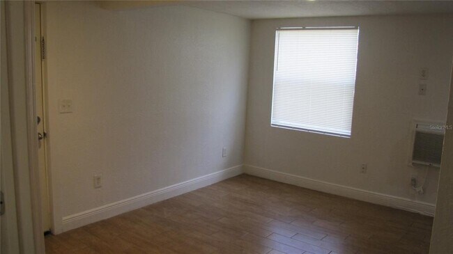 109 E Gladys St in Tampa, FL - Building Photo - Building Photo