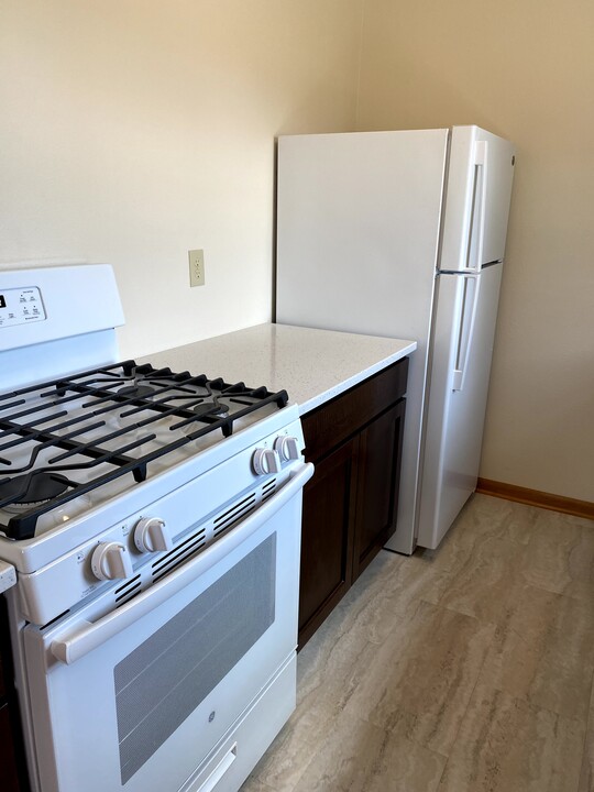 1322 Harding Ave, Unit 2 in Ames, IA - Building Photo