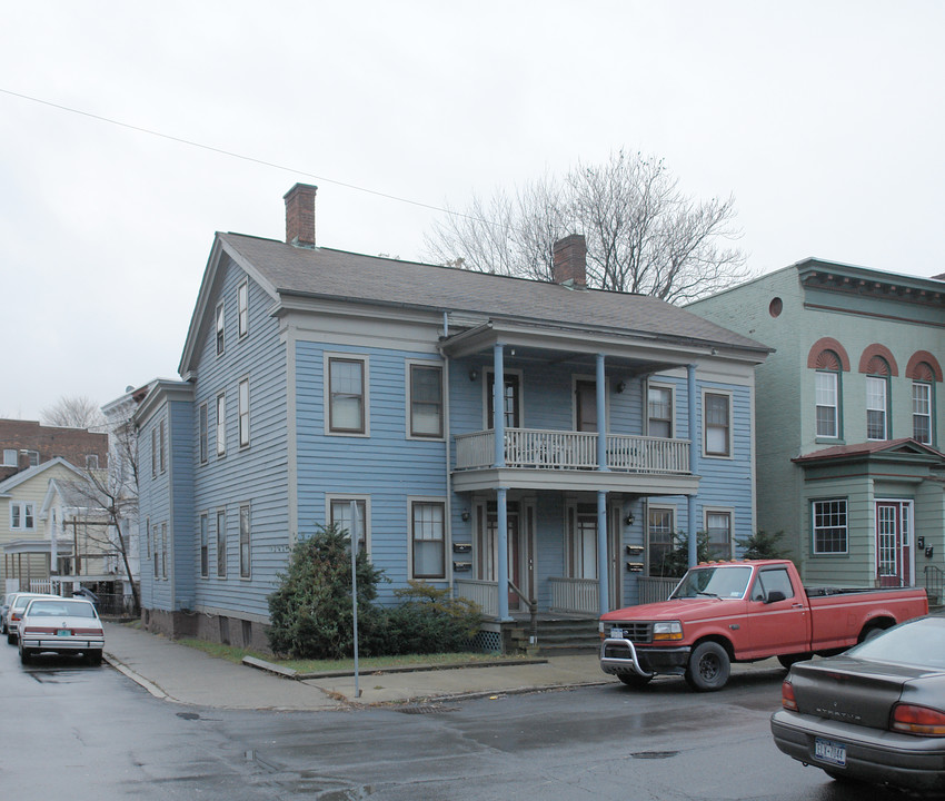 2 White St in Cohoes, NY - Building Photo