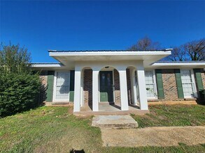 437 Glade Park Dr in Montgomery, AL - Building Photo - Building Photo