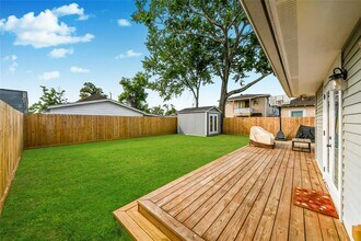 311 Cosmos St in Houston, TX - Building Photo - Building Photo