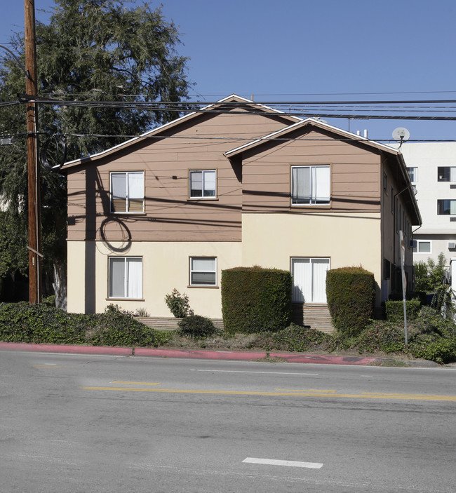 4404 Ensign Ave in North Hollywood, CA - Building Photo - Building Photo