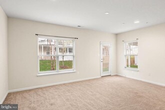 214 Tanner Ln in Glen Burnie, MD - Building Photo - Building Photo