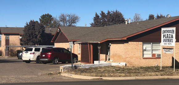 Gwendolyn Plaza Apartments in Pampa, TX - Building Photo