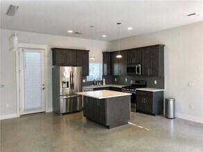 904 E 54th St in Austin, TX - Building Photo - Building Photo