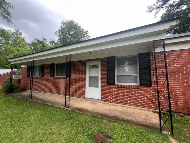 4024 10th St in Tuscaloosa, AL - Building Photo - Building Photo