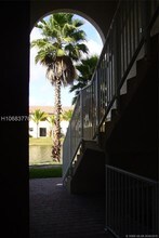 8850 NW 97th Ave-Unit -105 in Doral, FL - Building Photo - Building Photo