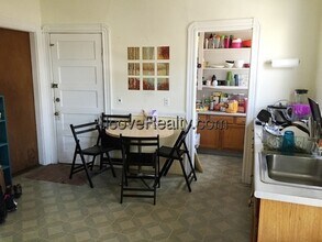 296 Highland Ave in Somerville, MA - Building Photo - Building Photo