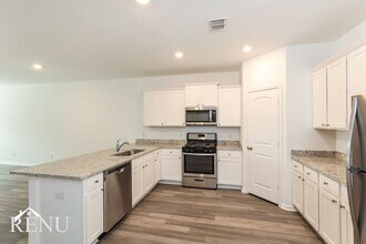 2927 Jackson Smt in Converse, TX - Foto de edificio - Building Photo