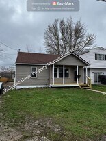 1401 Napier St in Flatwoods, KY - Building Photo