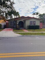 525 SW 56th Ave in Coral Gables, FL - Building Photo