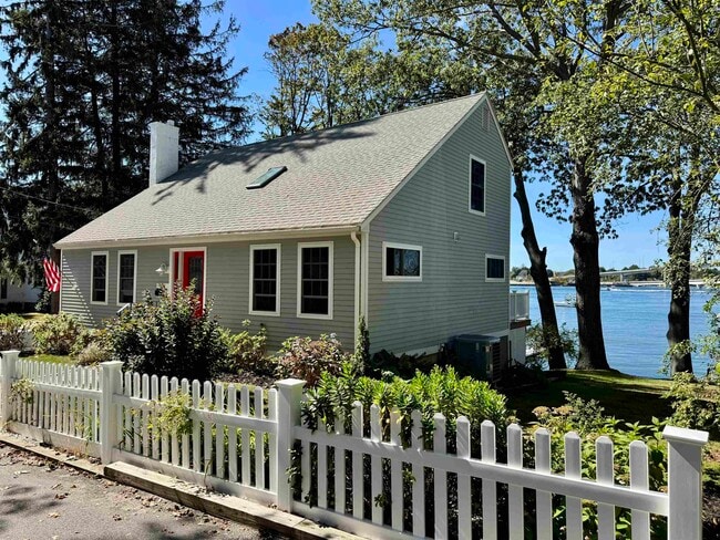 property at 34 Mendum Ave
